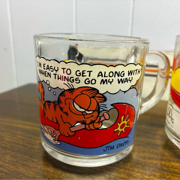 Garfield McDonald’s Comic Glass Mugs (set of 3) 1978 - Picture 4 of 9